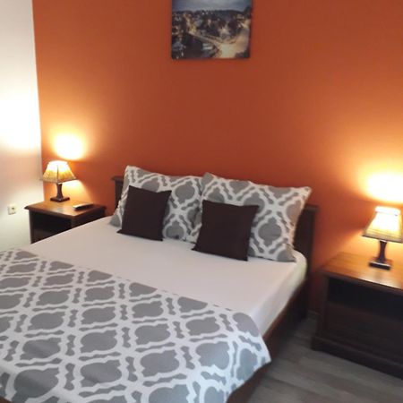 Apartman Drenovac Szluin Kültér fotó