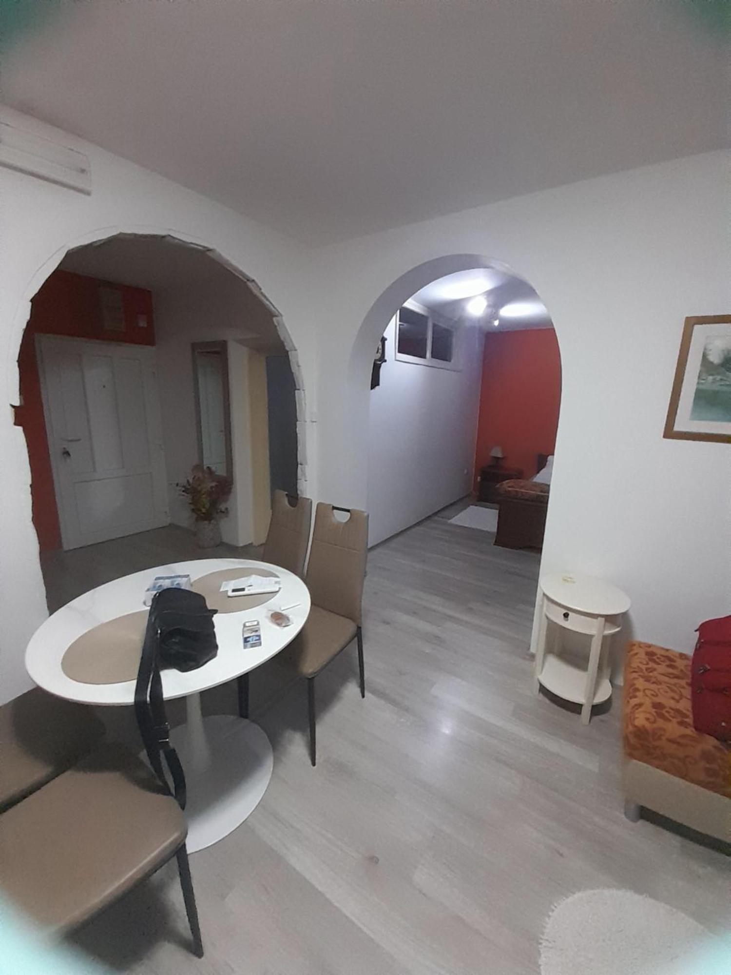 Apartman Drenovac Szluin Kültér fotó